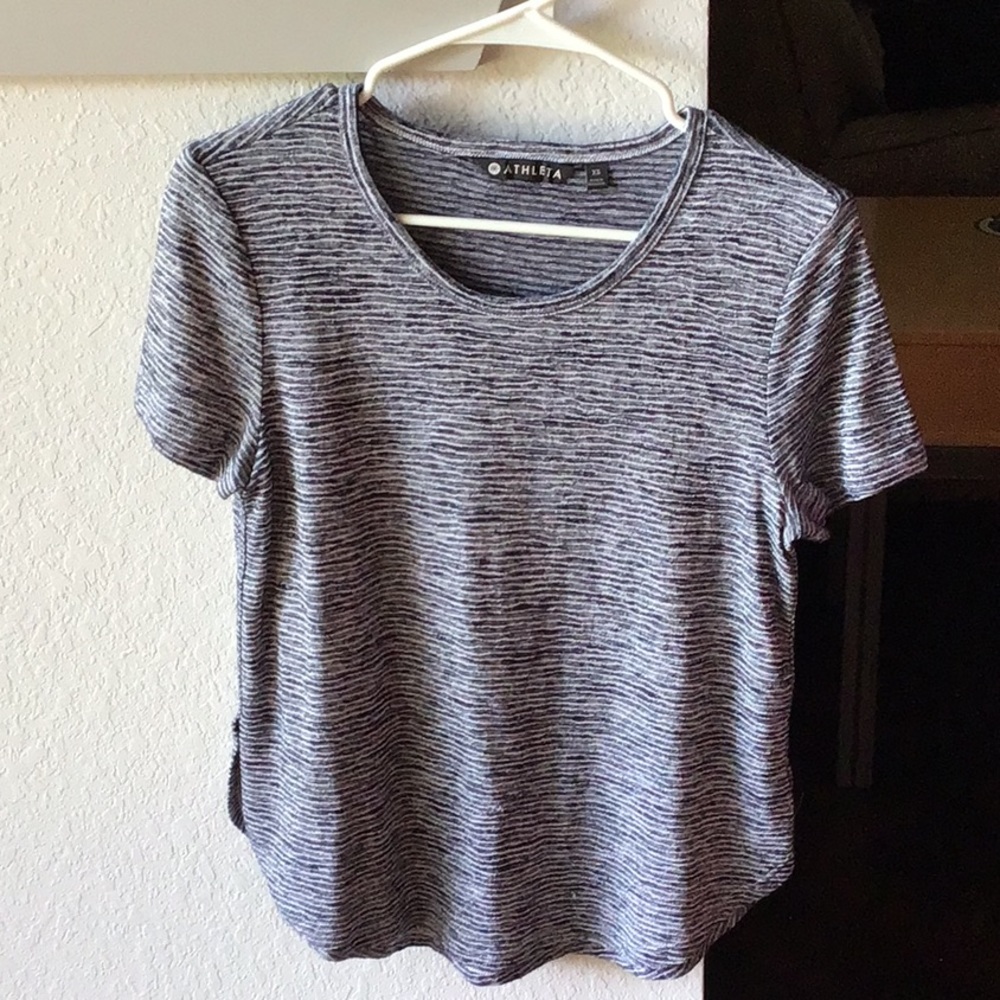 Athleta T-Shirt
